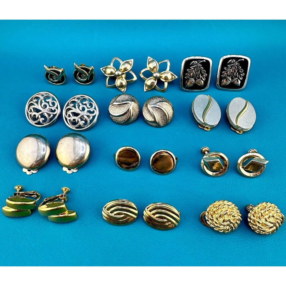Vintage Earrings Lot of 12 Gold Silver Tone Flower Enamel Circle Monet Coro